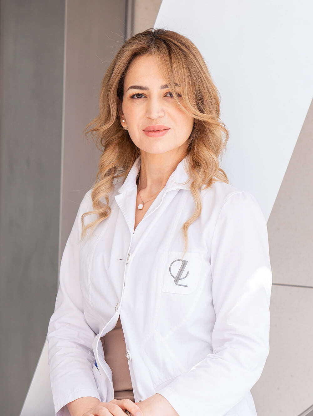 Dr. Evana Janbeh, one of the doctors at aesthetic clinic Jumeirah